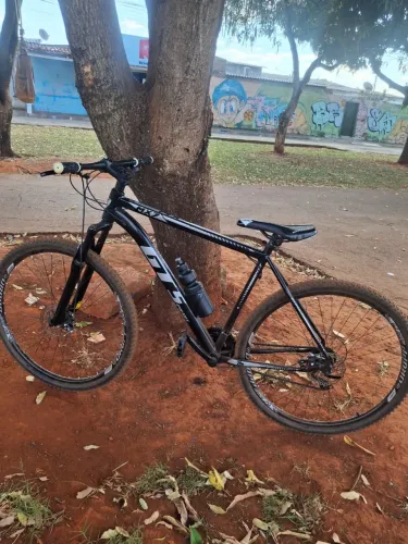 BICICLETA ARO 29 semi nova