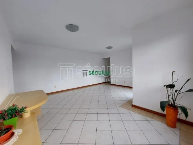 Apartamento localizado no centro da cidade de Jaraguá do Sul