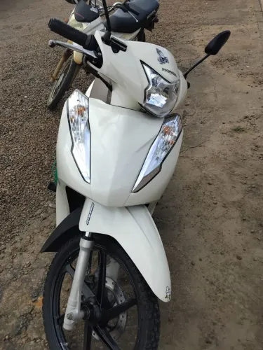 Vendo moto Biz 125/Ano 2019..