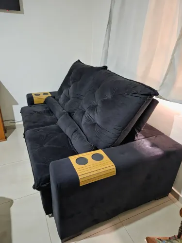 Sofá Retrátil e Reclinável em excelente estado