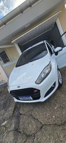 Ford Fiesta 1.5 16V Flex Mec. 5P 2014