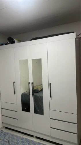 Guarda roupa