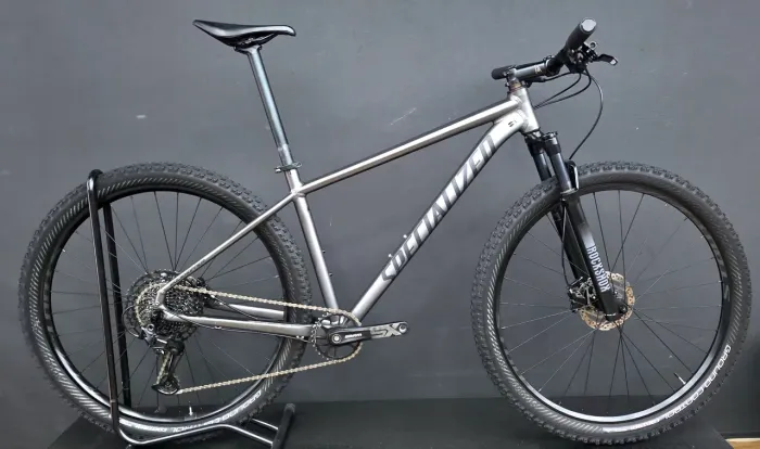 Specialized rockhopper tamanho 19