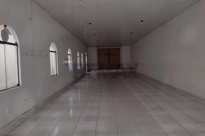 Aluguel! Espaço Perfeito para Igreja no bairro do Prado em Maceió!