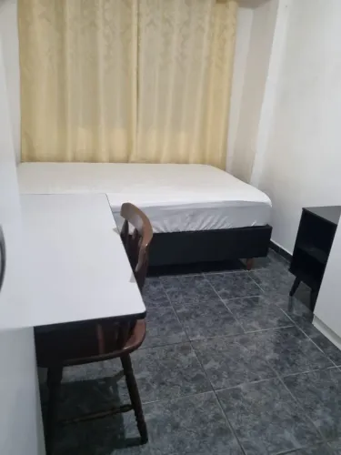 Alugo quarto para rapaz no centro de São José dos Pinhais PR