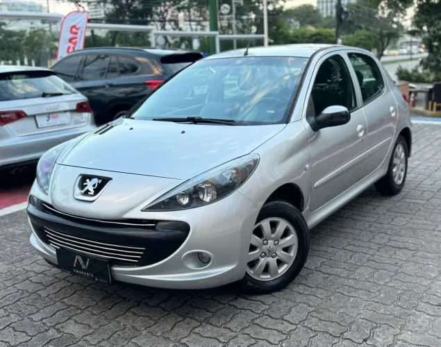 Peugeot 207 XR Sport 1.4 Flex 8V 5P 2009