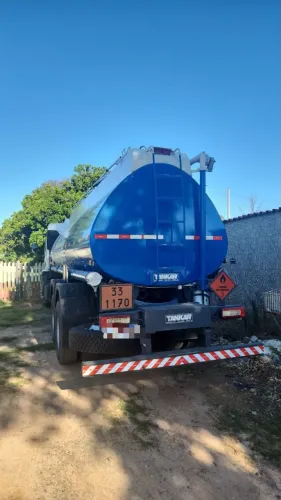 CAMINHÃO VOLVO VM 260 2010 - TANQUE TANKAR 5.2.5 - MOTOR NOVO