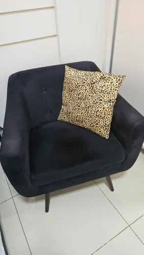Poltrona Estilo Escandinavo Pé Palito<br>Poltrona Pé Palito