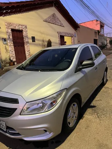 Chevrolet Onix JOY Hatch 1.0 8V Flex Mec. 4P 2018
