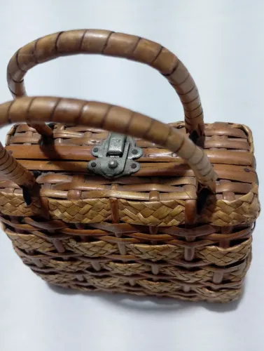 Bolsinha de bambu