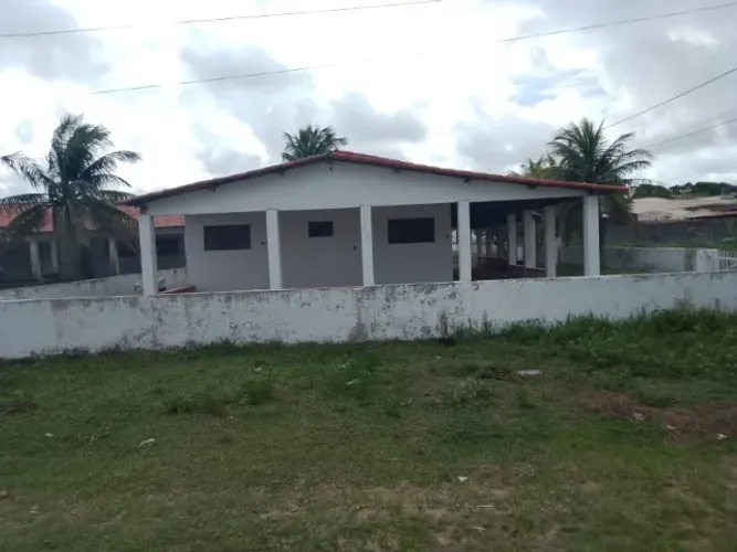 Vende-se Excelente Imóvel 04 Quartos Com Excelente Terreno na Redinha Nova