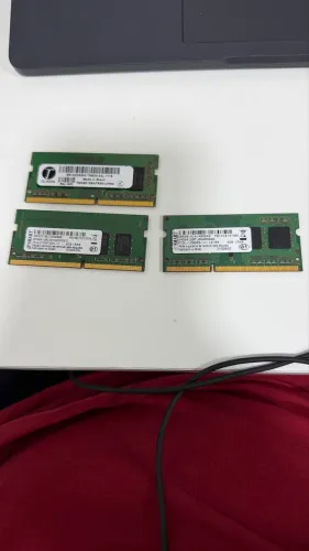 3 MEMÓRIAS RAM DE 4GB