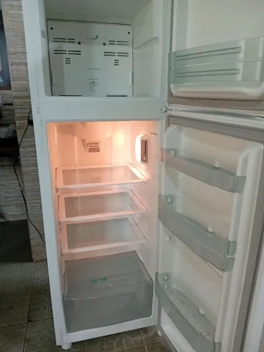Geladeira frost free