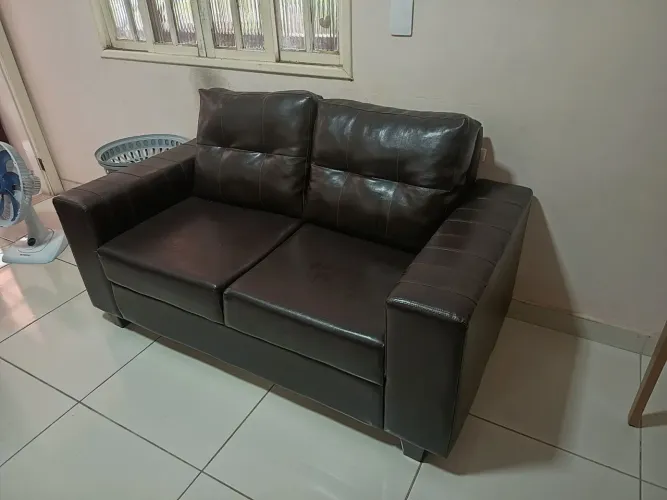 VENDO ESTE SOFÁ PARA SAIR RAPIDO