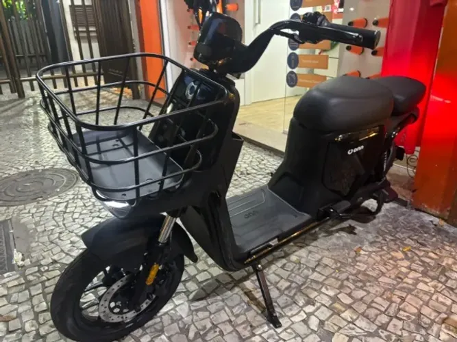 scooter eletrica onn n1 lev muito nova