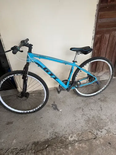 Bicicleta aro 29 GTI 