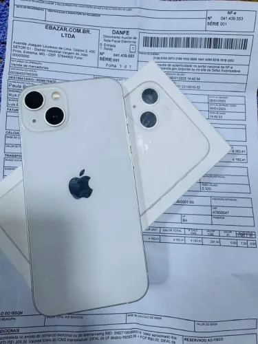 Vendo iPhone 13 128 gigas . Celular impecável. 