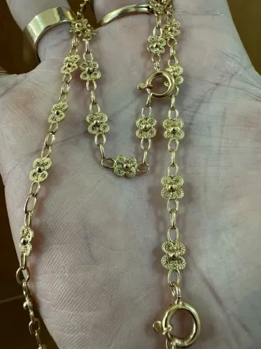Conjunto Flor de ouro 18k procedência garantia eterna