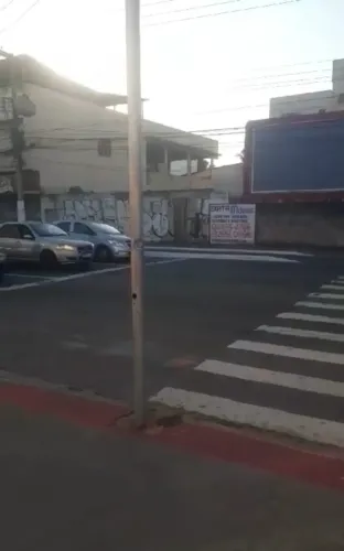 Terreno com 547 m² de esquina na Glória.