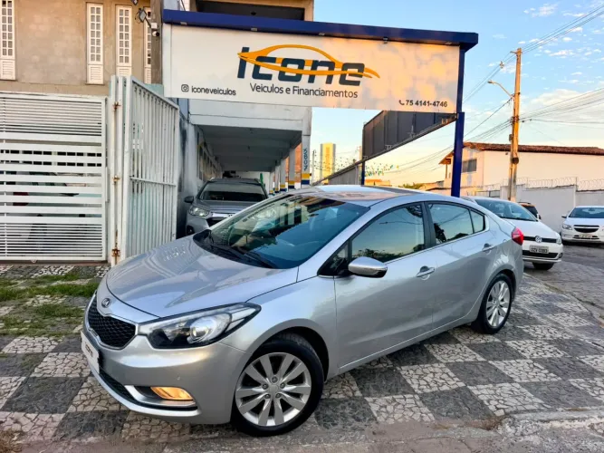 Kia Motors Cerato 1.6 16V Flex Aut. 2015