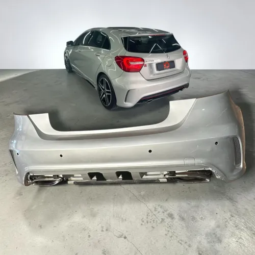 Para-choque traseiro Mercedes A250 2014 - 2017