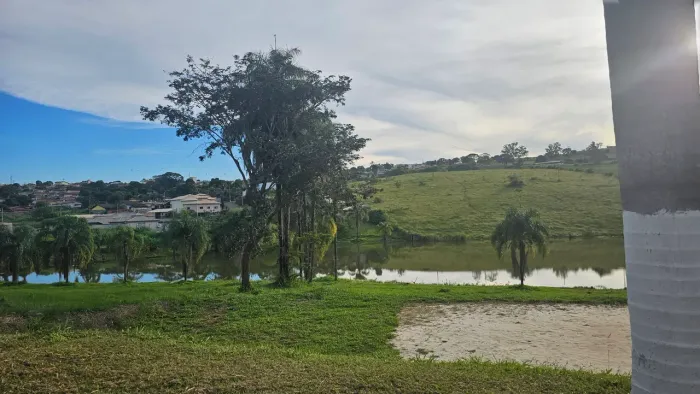 Lote de 1000m², Condomínio Represa Ville