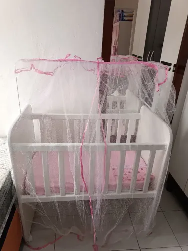 Mini berço com colchão 