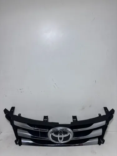 Grade yoyota hilux SW4 2016 A 2020 original 