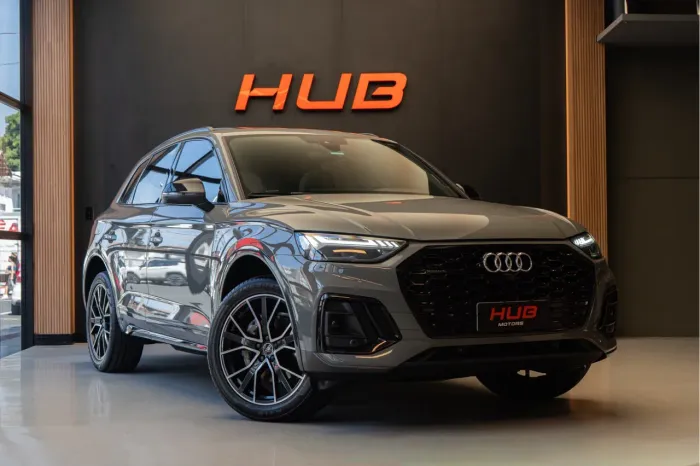 Audi Q5 S-line Black 2.0 TFSI Quat. S-tronic 2022