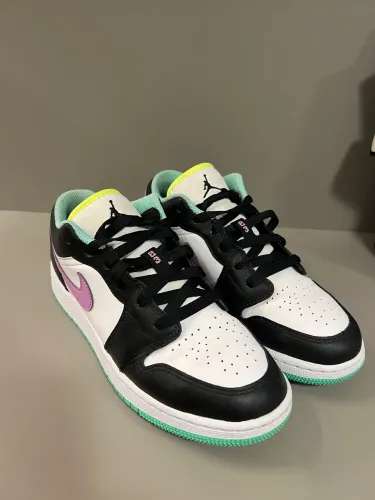 tênis air jordan