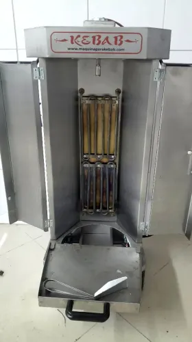MAQUINA DE CHURRASCO GREGO ELÉTRICA ( 220V ). USADA SÓ 1 VEZ PARA TESTE.