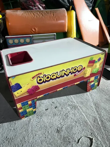 Mesas infantis de brinquedo, ideal para parquinho e buffet
