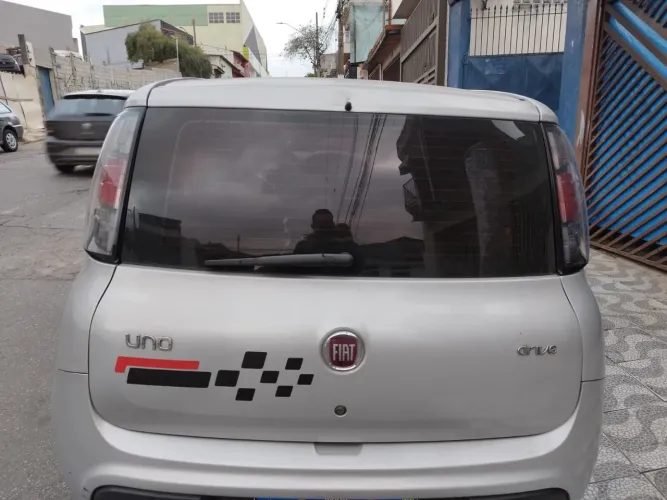 Fiat Uno Drive 1.0 Flex 6V 5P 2018