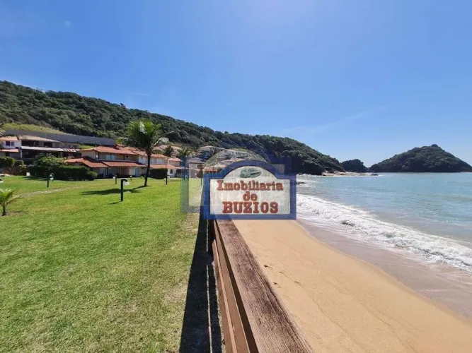 Casa com vista mar em condominio com 3 quartos