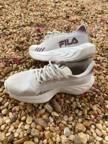 Tênis feminino FILA SPRINT ESPORTIVO, número 34 CONFORTÁVEL!