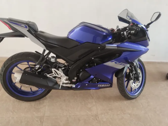 Moto yamaha YZF R15