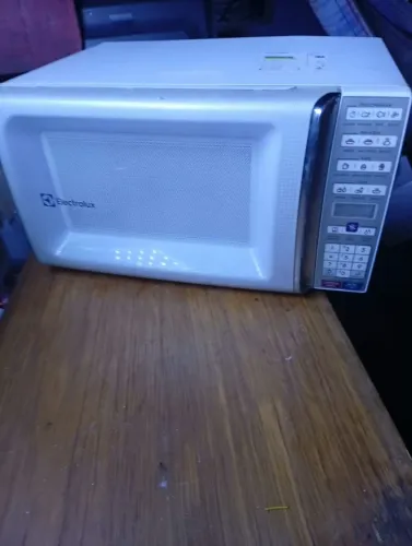 Vendo microondas Electrolux