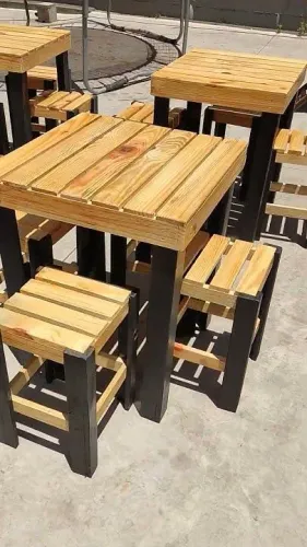 Mesa de madeira para negócios