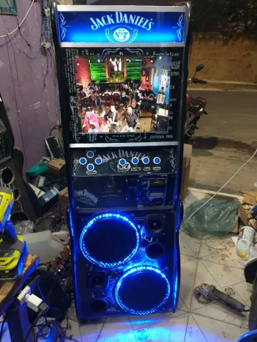 Máquina música atualização e concertos