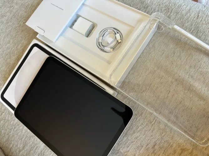 iPad 11 (menos de 2 meses de uso)