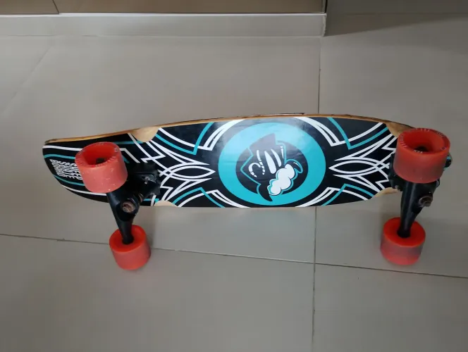 Skate simulador de surf black sheep