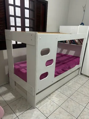 Triliche acompanha um colchão