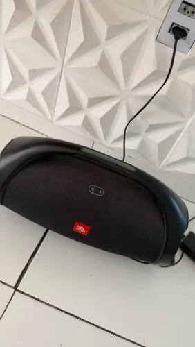 BOMBOX 2