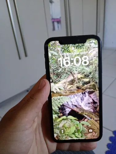 iPhone XR 64GB usado
