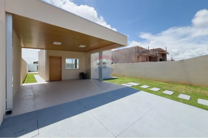 Conforto e Lazer Privativo: Casa Nova com Piscina e Escritório no Greenville