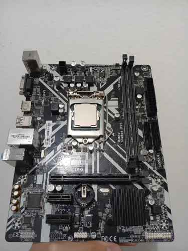 Placa mãe 1151 + processador pentium G5420