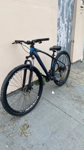 Bicicleta rocker Elleven aro 29 usada em perfeito estado