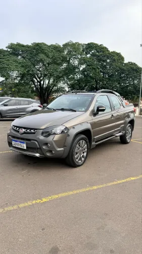 Fiat Strada Adventure1.8/ 1.8 Locker Flex CD 2015
