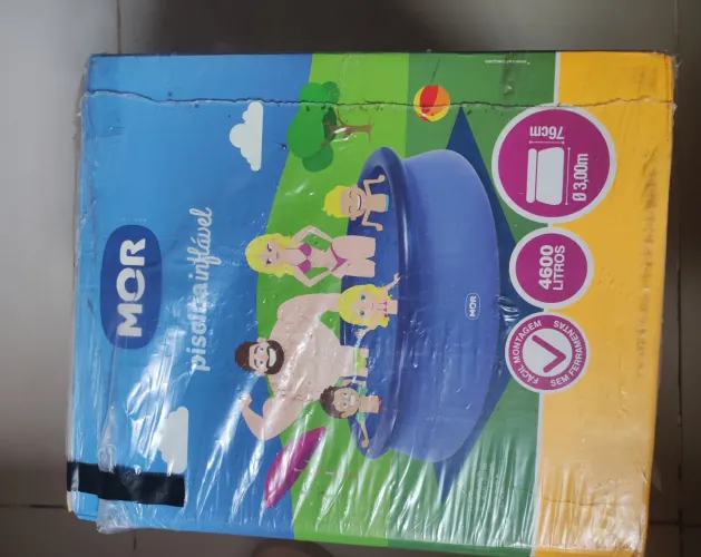 Vende-se ou troca-se piscina nova, nunca usada.