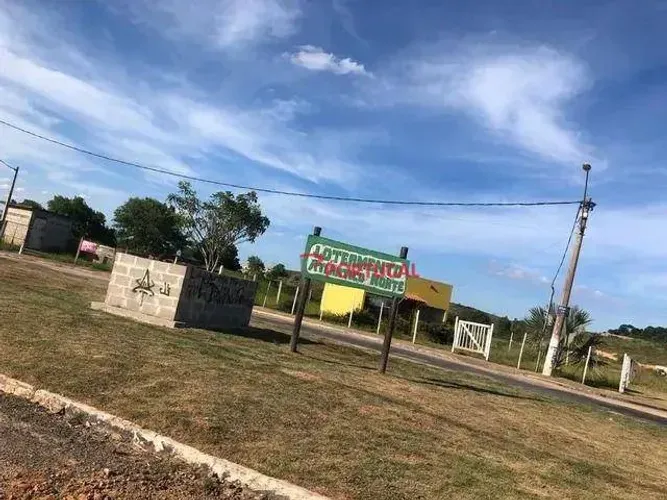 Terreno à venda, 200 m² por R$ 100.000,00 - Ajuda - Macaé/RJ